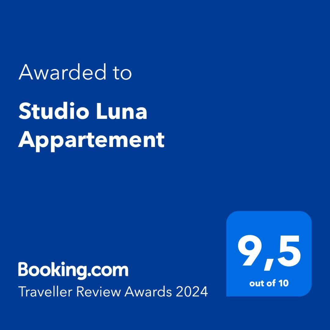Studio Luna Appartement คาร์โลวัตส์ ภายนอก รูปภาพ